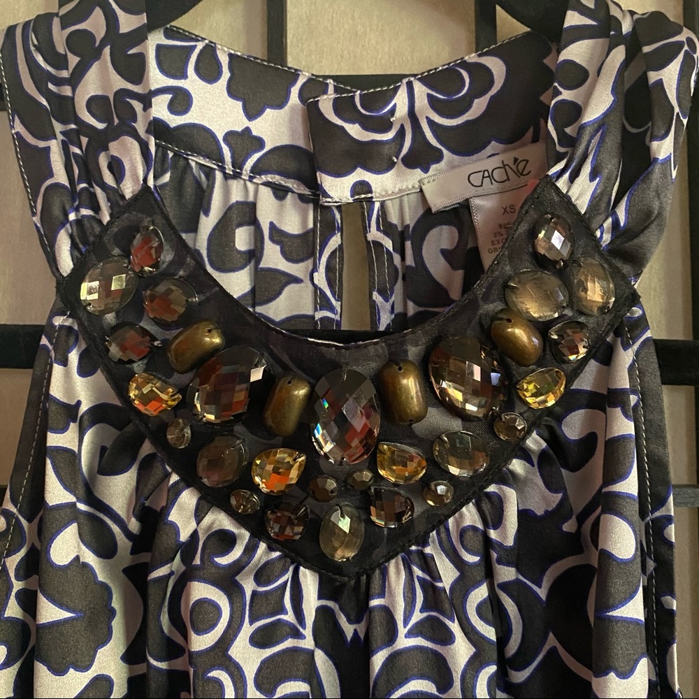 - Cache Sleeveless Top w Beaded Neckline - Picture 7 of 16